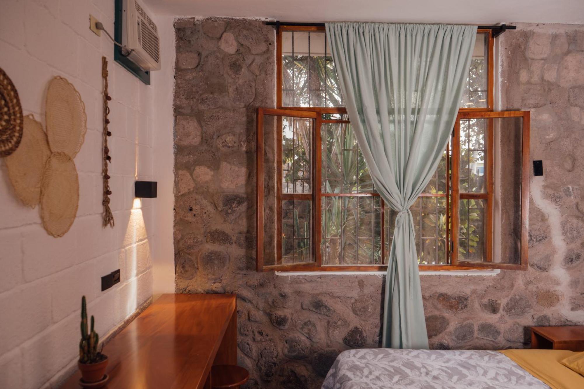 Hostal Pimampiro Пуерто Бакерисо Морено Екстериор снимка